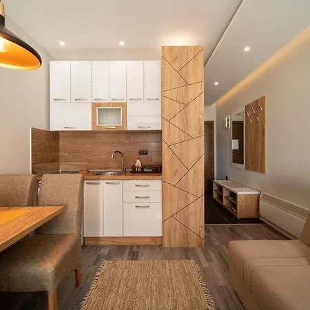 Premier 1 - Milmari Apartment